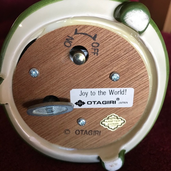 Otagiri Holiday Rare Otagiri Holiday Bear On Reindeer Music Box